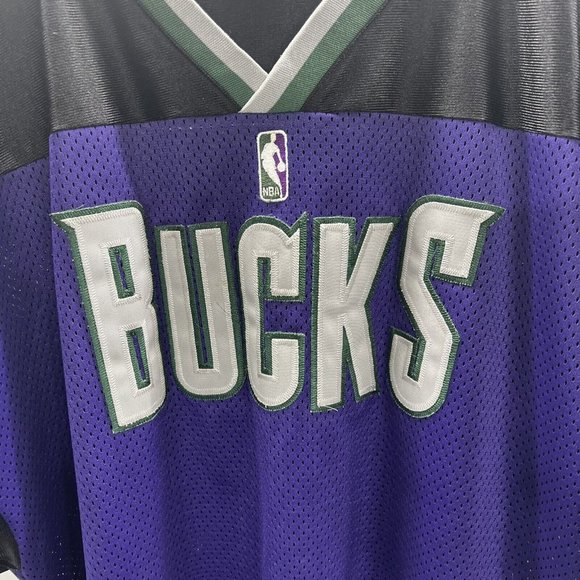 Vintage 2005 Y2K Milwaukee Bucks NBA Basketball Majestic Jersey Men's Size 2XL - Picture 2 of 5